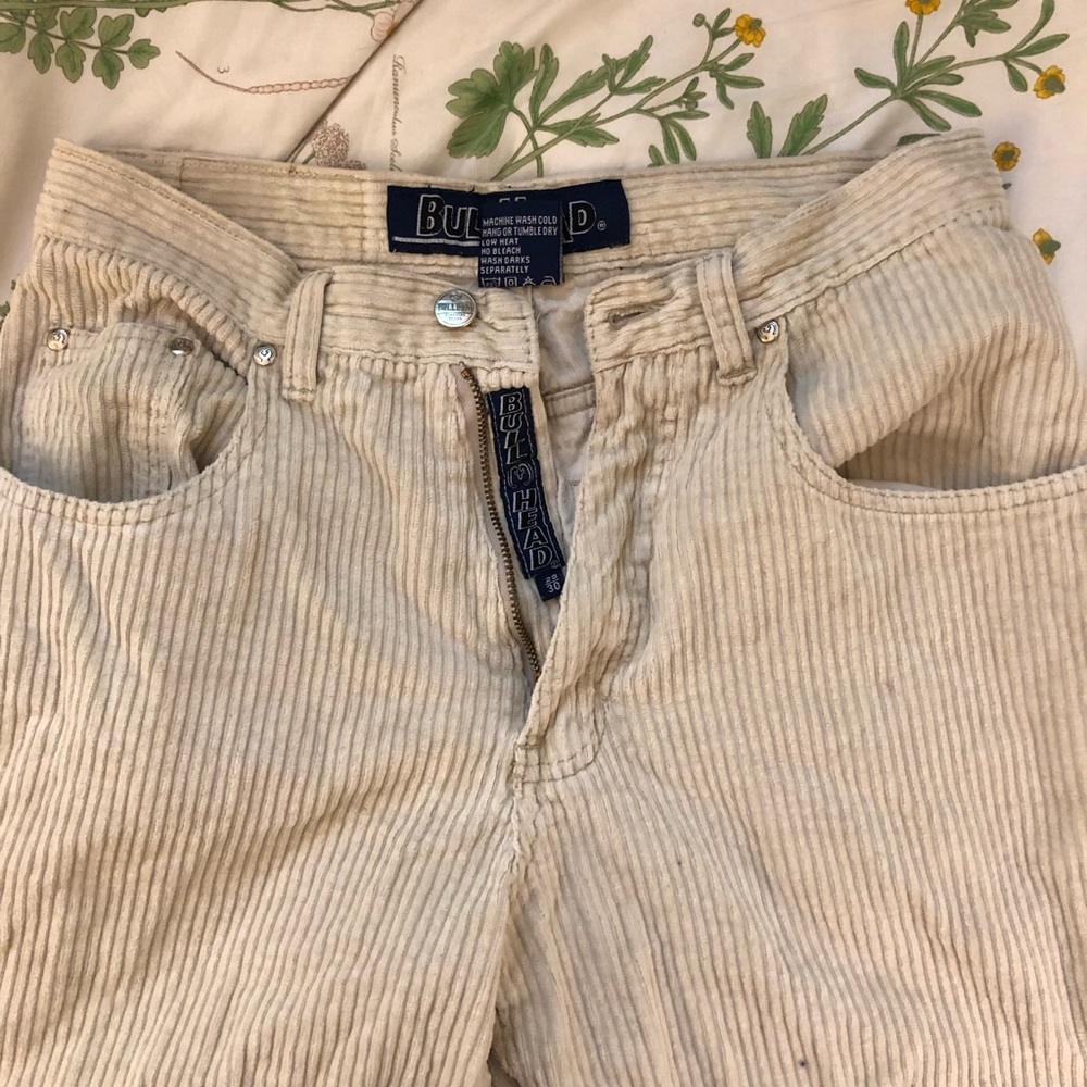 Bullhead high waisted corduroy pant!